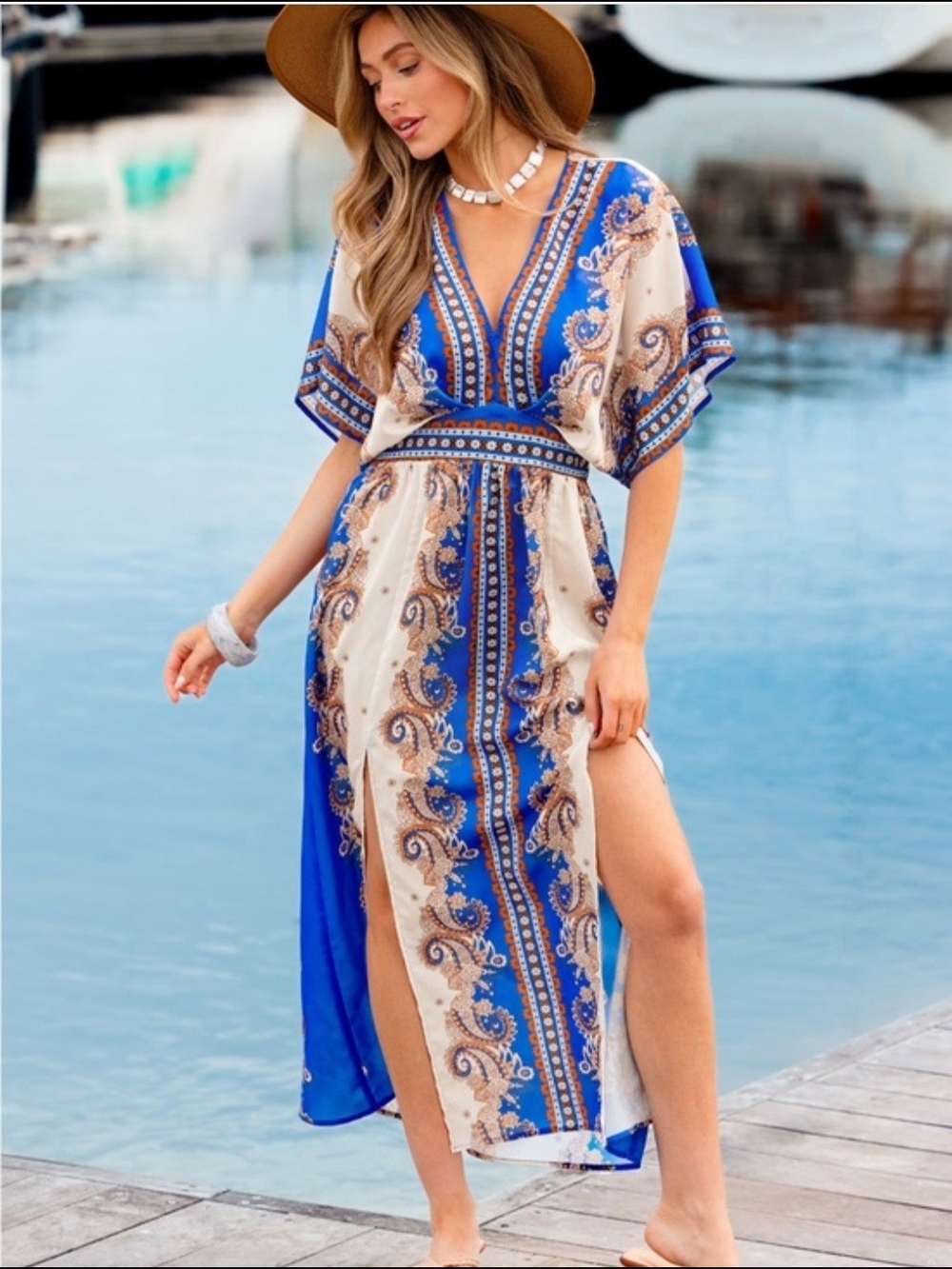 Cupshe Boho V-Neck Blue Paisley Maxi Dress With Side Pockets - Picture 2 of 5